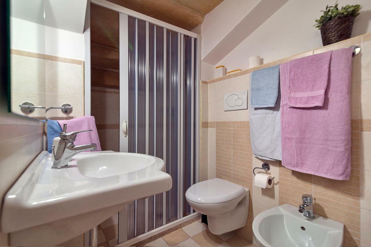 Dimora Dei Baroni Apartment Lecce Ngoại thất bức ảnh