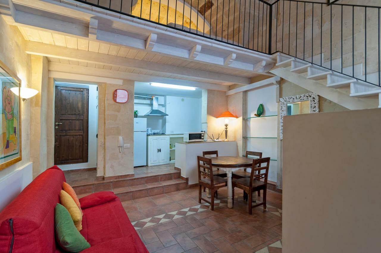 Dimora Dei Baroni Apartment Lecce Ngoại thất bức ảnh